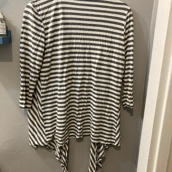 Cache top - Picture 2 of 2